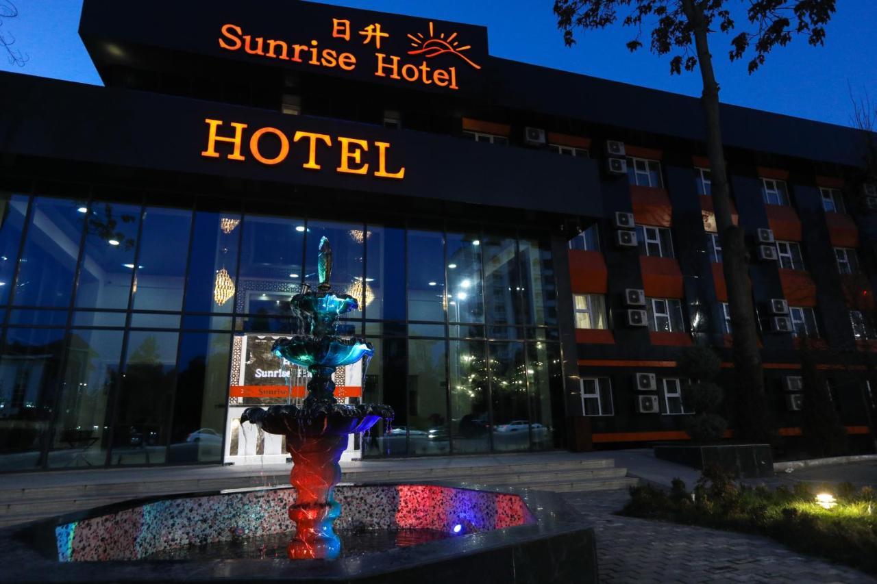 Sunrise Hotel Tasjkent Exteriör bild